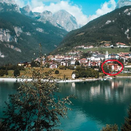 Attico Con Vista Sul Lago E Montagne A 몰베노 외부 사진